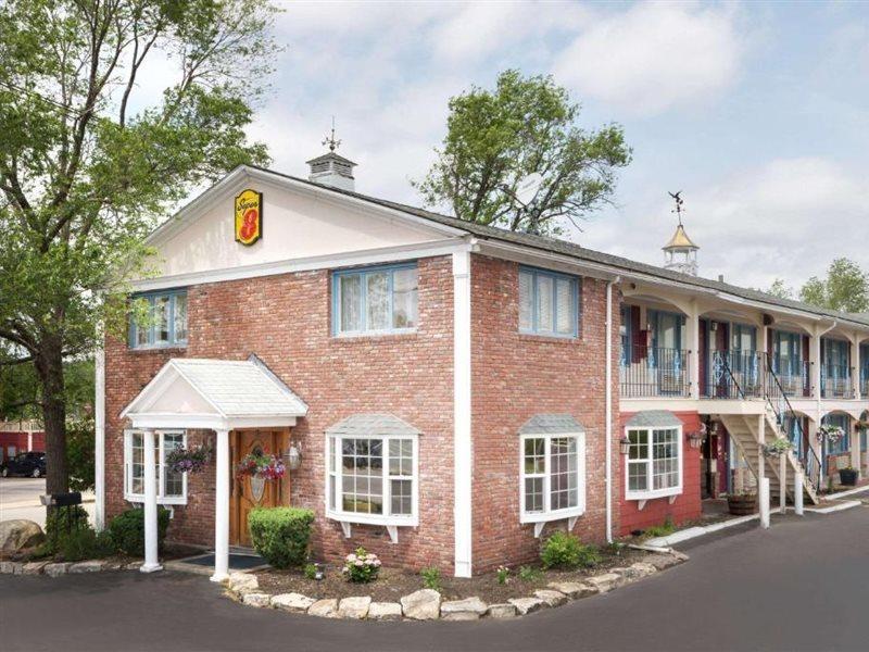 Super 8 By Wyndham Sturbridge Hotel Kültér fotó