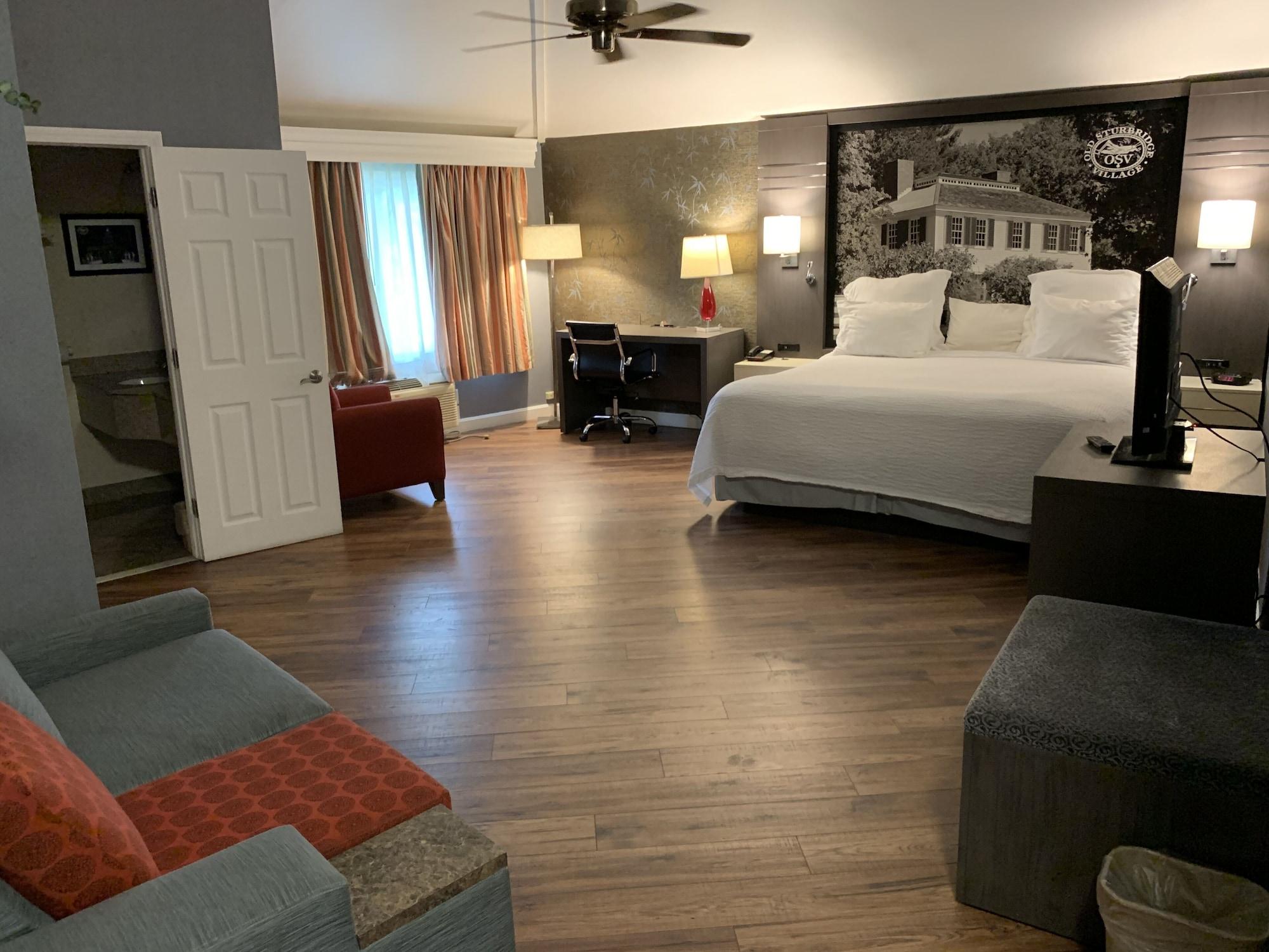 Super 8 By Wyndham Sturbridge Hotel Kültér fotó