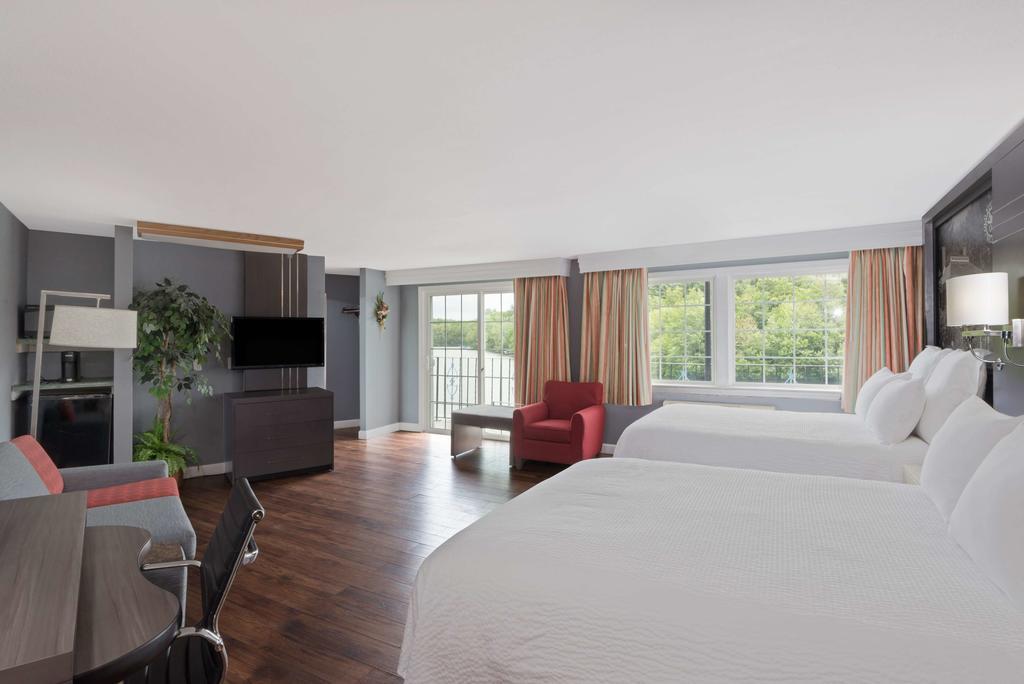 Super 8 By Wyndham Sturbridge Hotel Kültér fotó