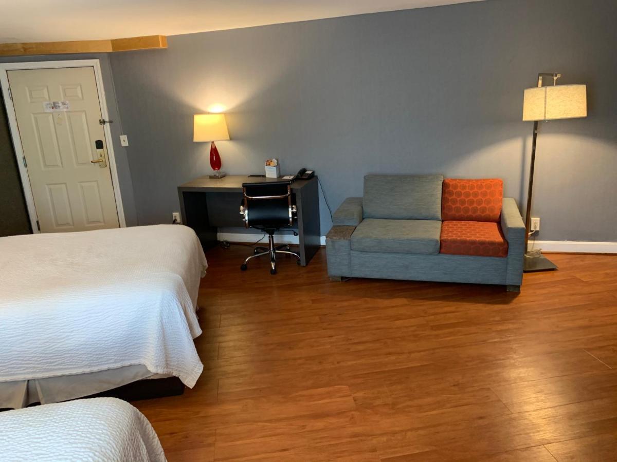 Super 8 By Wyndham Sturbridge Hotel Kültér fotó